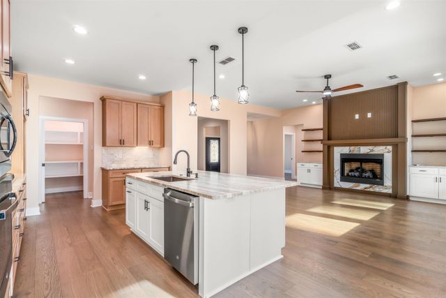 34 Victoria Lane, Hot Springs Village, AR 71909