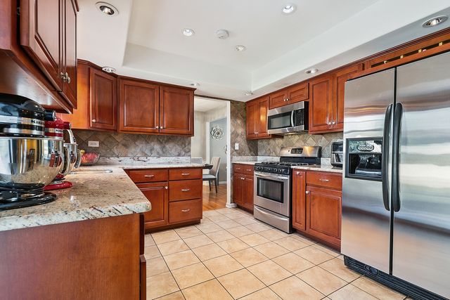 18024 Marlin Lane, Homewood, IL 60430