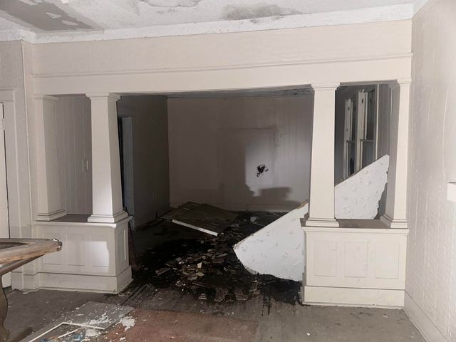 2211 W 17th Street, Little Rock, AR 72202