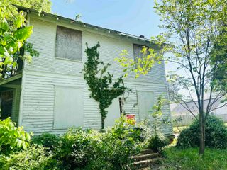 2211 W 17th Street, Little Rock, AR 72202