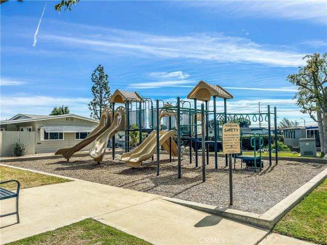 2755 Arrow Hwy 74, La Verne, CA 91750