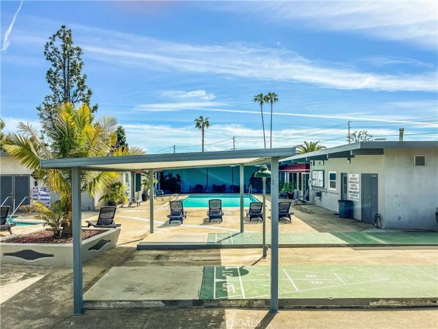 2755 Arrow Hwy 74, La Verne, CA 91750