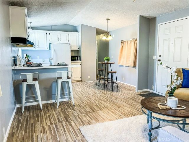 2755 Arrow Hwy 74, La Verne, CA 91750