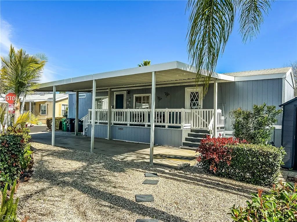 2755 Arrow Hwy 74, La Verne, CA 91750