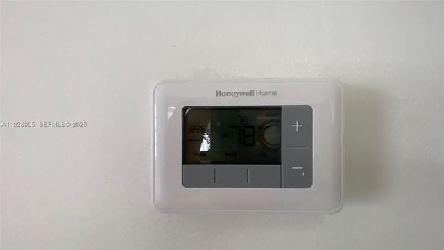 1947 Garfield St, Hollywood, FL 33020