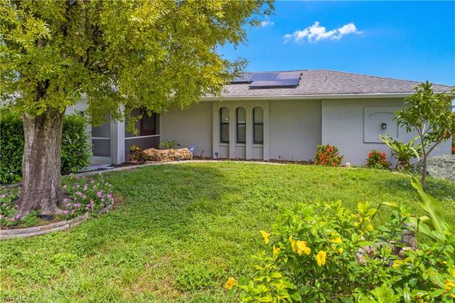 1121 NE 11th TER, Cape Coral, FL 33909