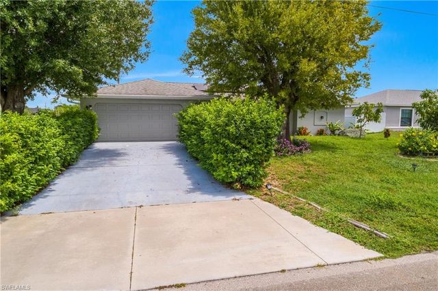 1121 NE 11th TER, Cape Coral, FL 33909