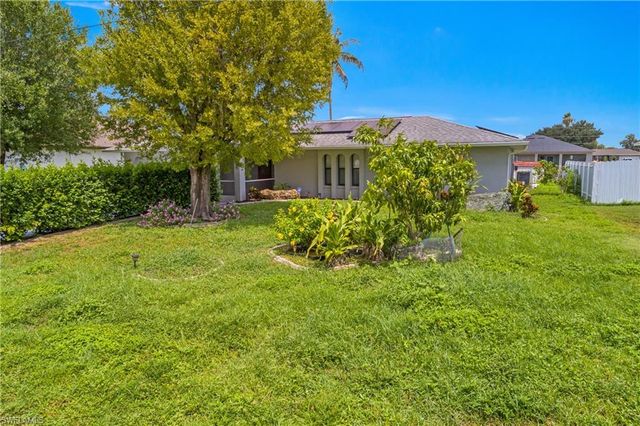 1121 NE 11th TER, Cape Coral, FL 33909
