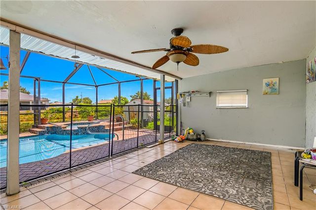 1121 NE 11th TER, Cape Coral, FL 33909