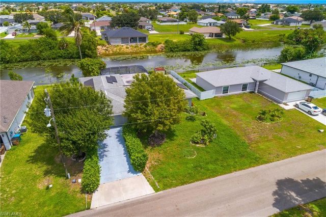 1121 NE 11th TER, Cape Coral, FL 33909