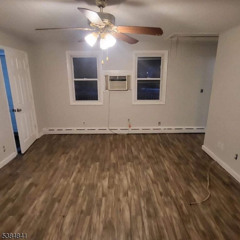 69 Riverside Dr, Oakland Boro, NJ 07436 — photo 2