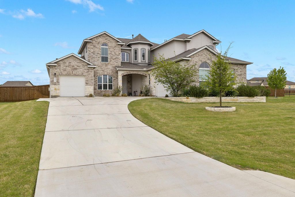 3424 Twinspur ST, Leander, TX 78641