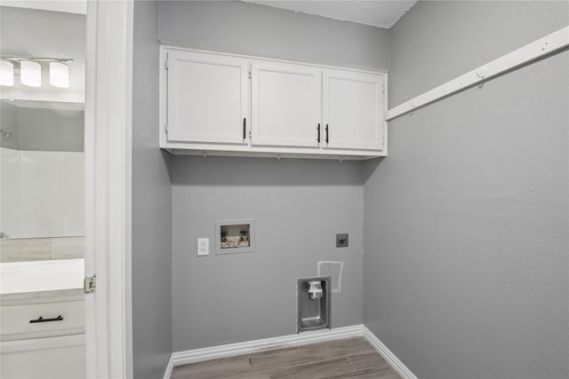 7726 Jennifer Lane, North Richland Hills, TX 76182