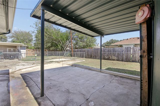 7726 Jennifer Lane, North Richland Hills, TX 76182