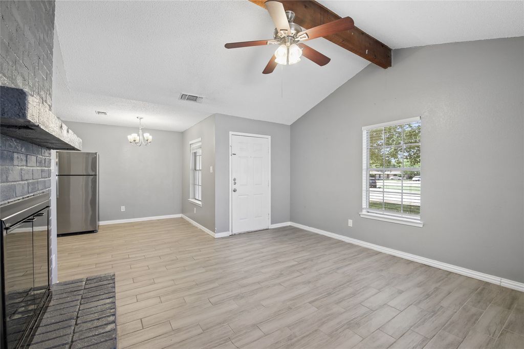 7726 Jennifer Lane, North Richland Hills, TX 76182 — photo 5