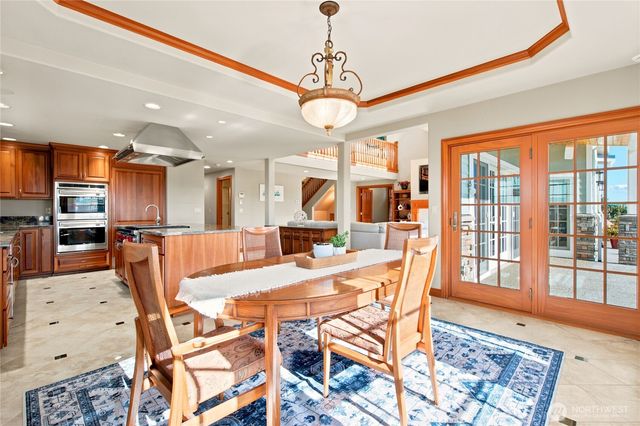 3640 S Shorewood Avenue, Greenbank, WA 98253