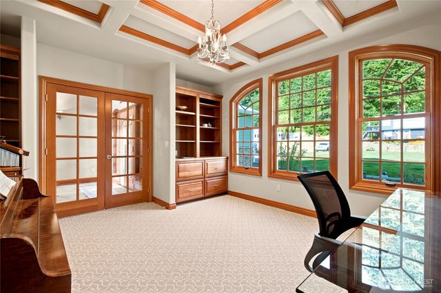 3640 S Shorewood Avenue, Greenbank, WA 98253