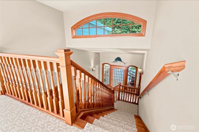 3640 S Shorewood Avenue, Greenbank, WA 98253