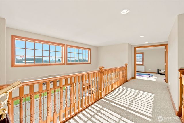 3640 S Shorewood Avenue, Greenbank, WA 98253