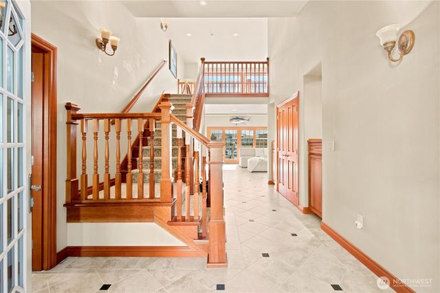 3640 S Shorewood Avenue, Greenbank, WA 98253