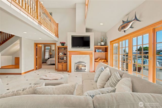 3640 S Shorewood Avenue, Greenbank, WA 98253