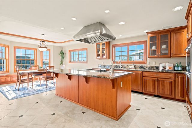 3640 S Shorewood Avenue, Greenbank, WA 98253