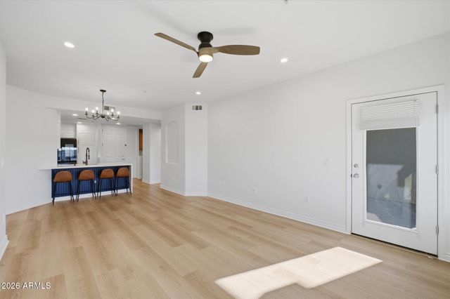 5350 E DEER VALLEY Drive 4429, Phoenix, AZ 85054