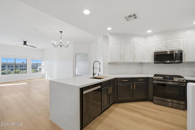 5350 E DEER VALLEY Drive 4429, Phoenix, AZ 85054