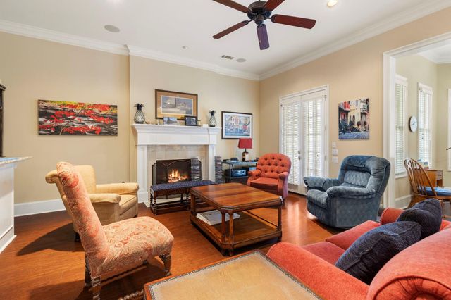 60 North Bay Boulevard, The Woodlands, TX 77380