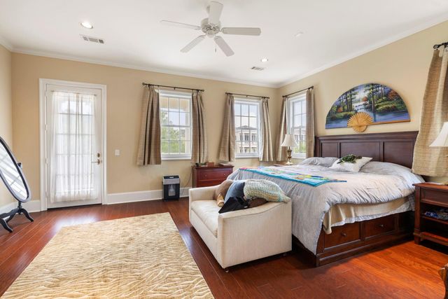 60 North Bay Boulevard, The Woodlands, TX 77380