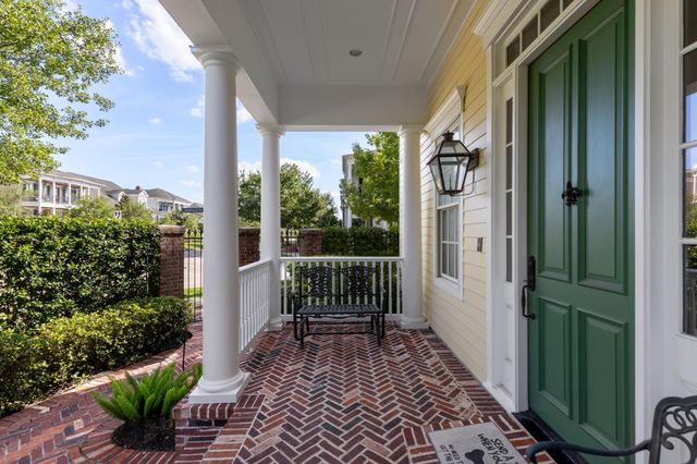 60 North Bay Boulevard, The Woodlands, TX 77380