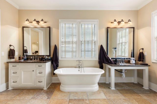 60 North Bay Boulevard, The Woodlands, TX 77380