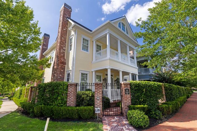60 North Bay Boulevard, The Woodlands, TX 77380