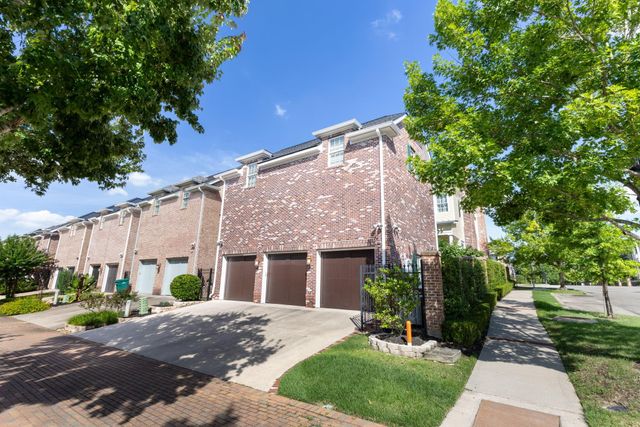60 North Bay Boulevard, The Woodlands, TX 77380