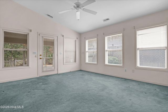 207 Vistamar Drive, Wilmington, NC 28405