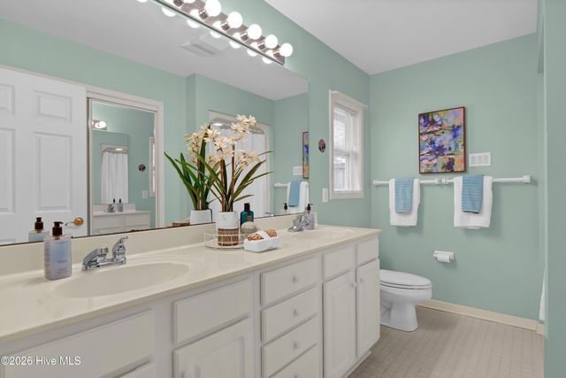 207 Vistamar Drive, Wilmington, NC 28405