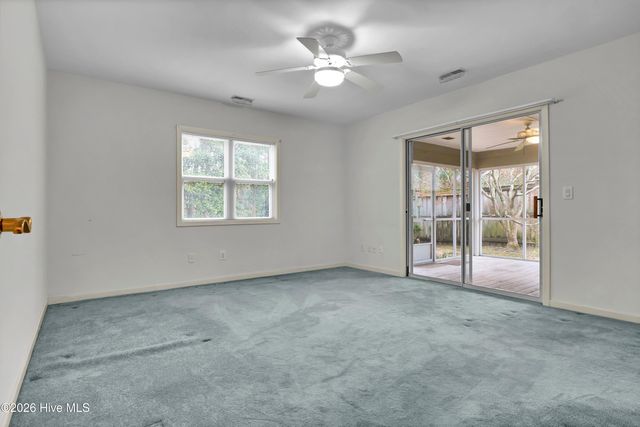 207 Vistamar Drive, Wilmington, NC 28405