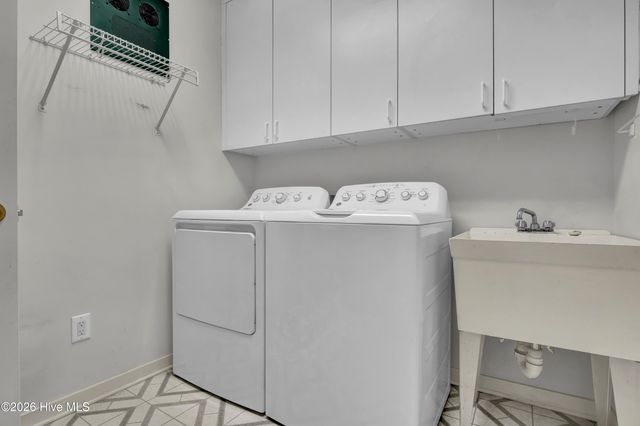 207 Vistamar Drive, Wilmington, NC 28405