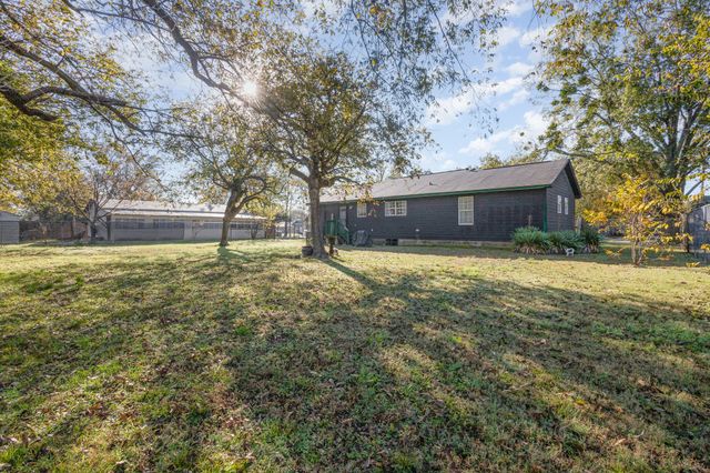 701 E Brin Street, Terrell, TX 75160