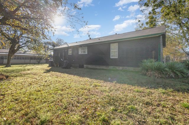 701 E Brin Street, Terrell, TX 75160