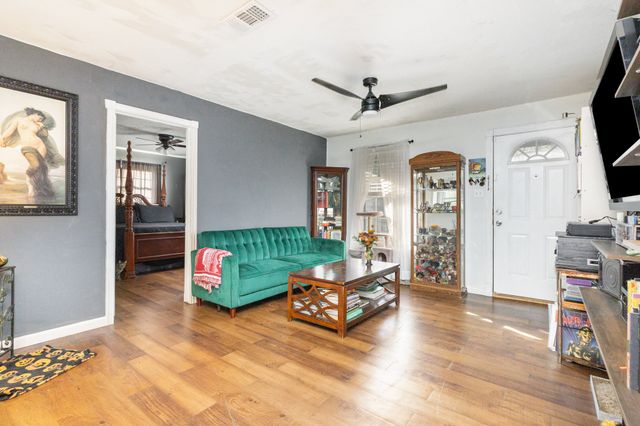 701 E Brin Street, Terrell, TX 75160