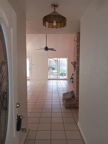 18602 Lippizaner Drive, Cypress, TX 77433