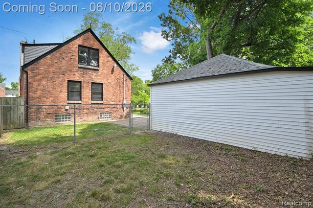14941 Penrod Street, Detroit, MI 48223