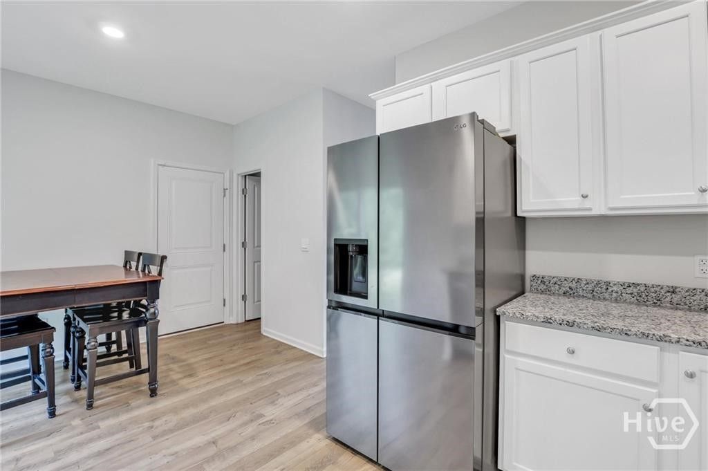 Image 11 of property listing at 2 Coby Lane, Richmond Hill, GA 31324