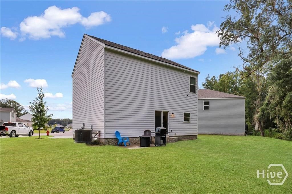 Image 27 of property listing at 2 Coby Lane, Richmond Hill, GA 31324