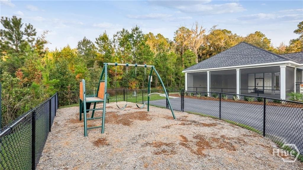 Image 30 of property listing at 2 Coby Lane, Richmond Hill, GA 31324