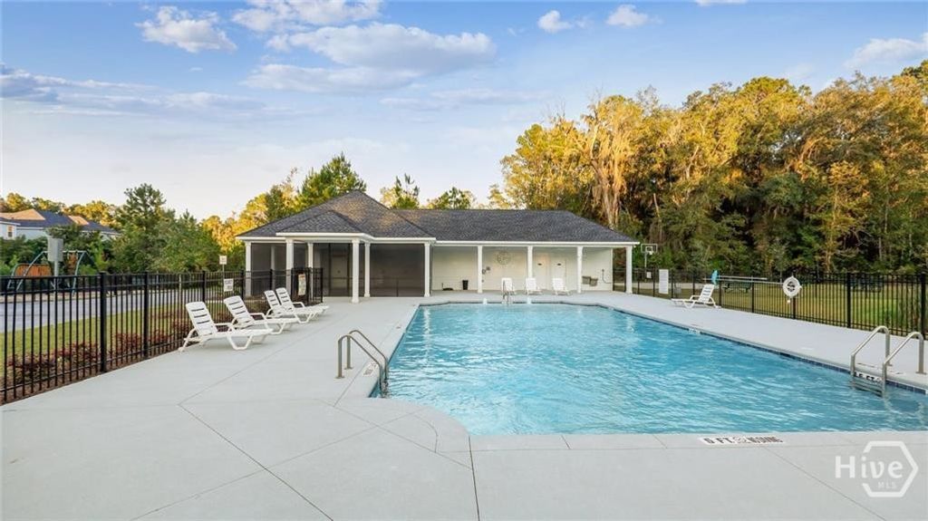 Image 34 of property listing at 2 Coby Lane, Richmond Hill, GA 31324