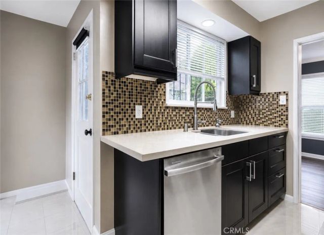 1122 N Louise Street E, Glendale, CA 91207
