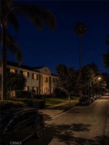 1122 N Louise Street E, Glendale, CA 91207