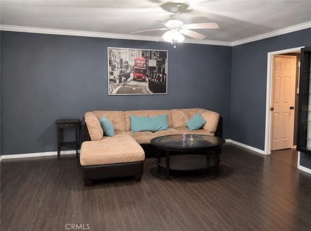 1122 N Louise Street E, Glendale, CA 91207
